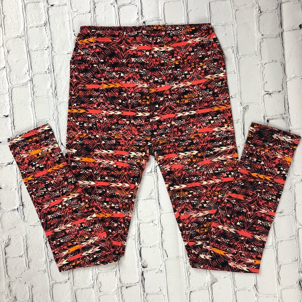LuLaRoe leggings arrows red orange green one size